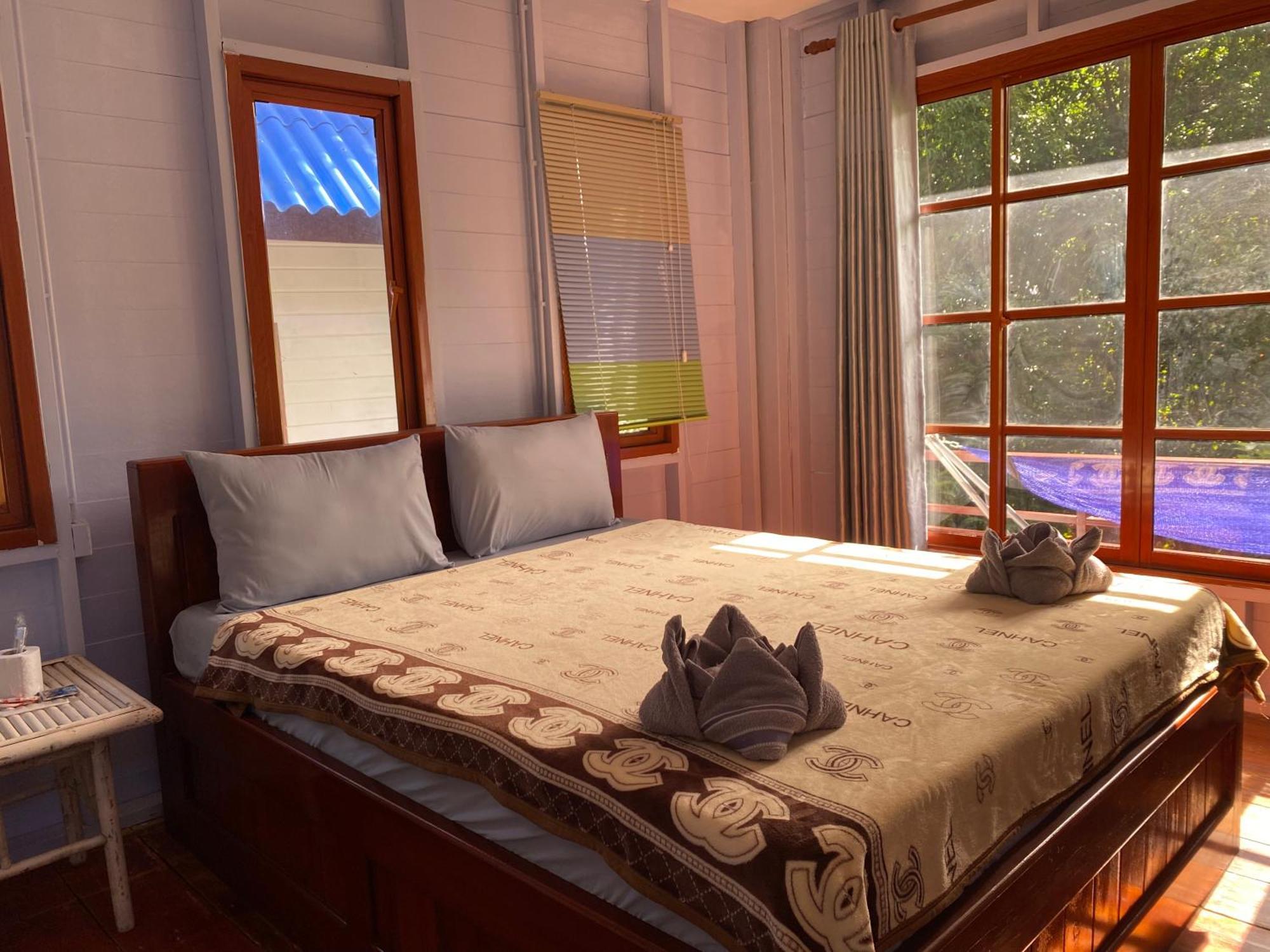 White Rose Guesthouse Kaoh Touch Екстериор снимка