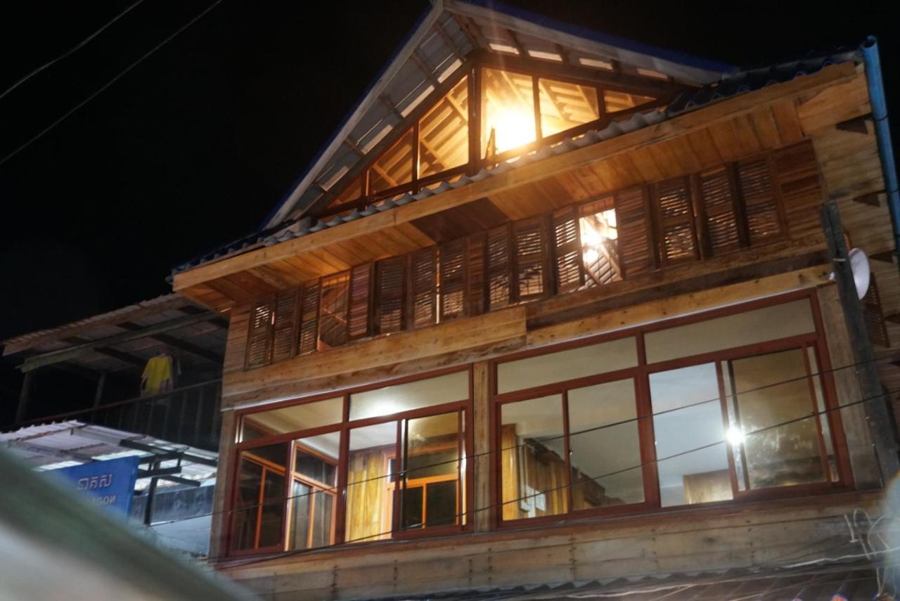 White Rose Guesthouse Kaoh Touch Екстериор снимка